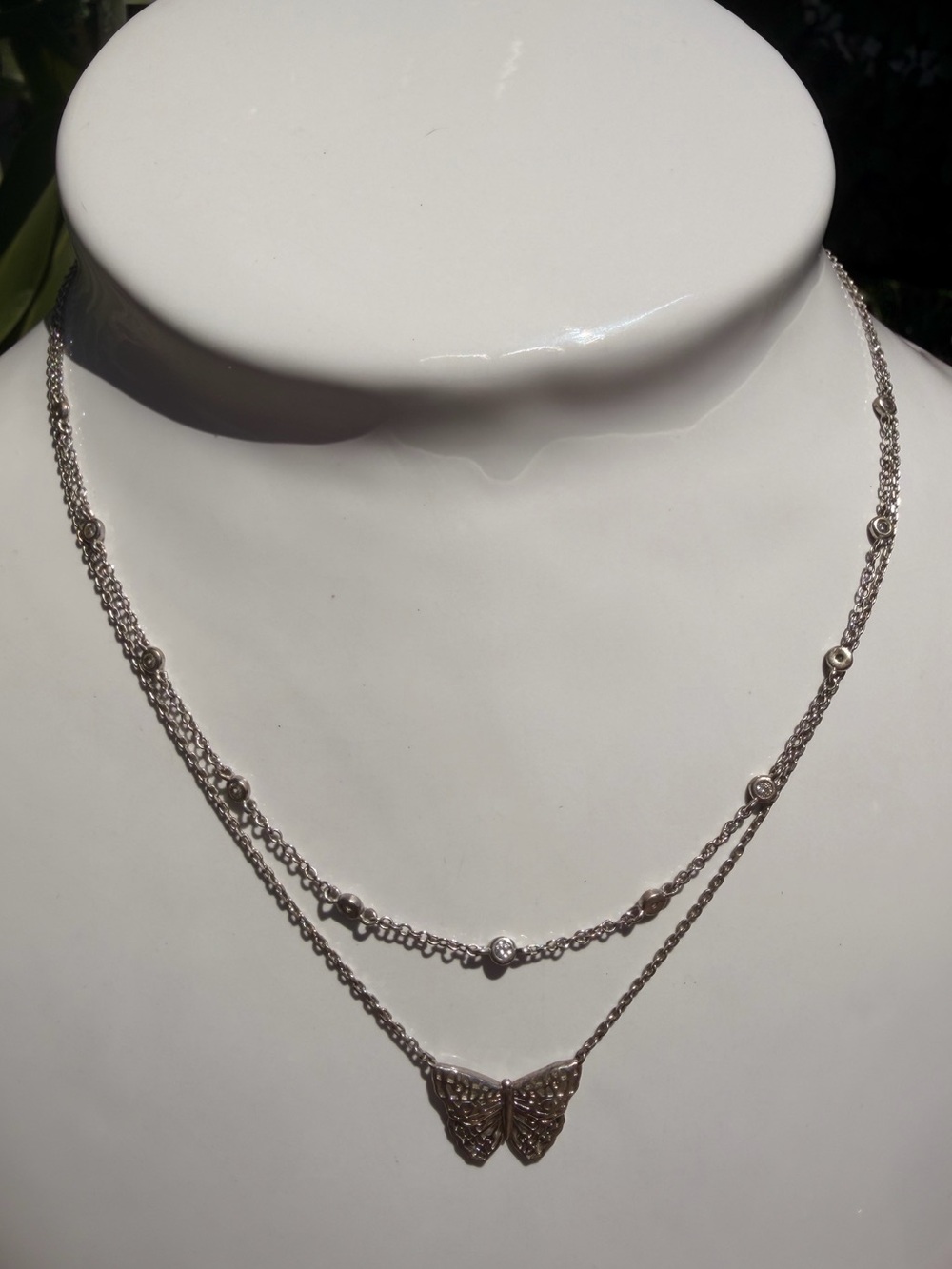 🦋Kendra Scott Hadley Silver Layered Butterfly Necklace - Picture 5 of 6